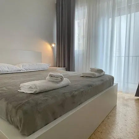 Quintino Sella 3* Bari