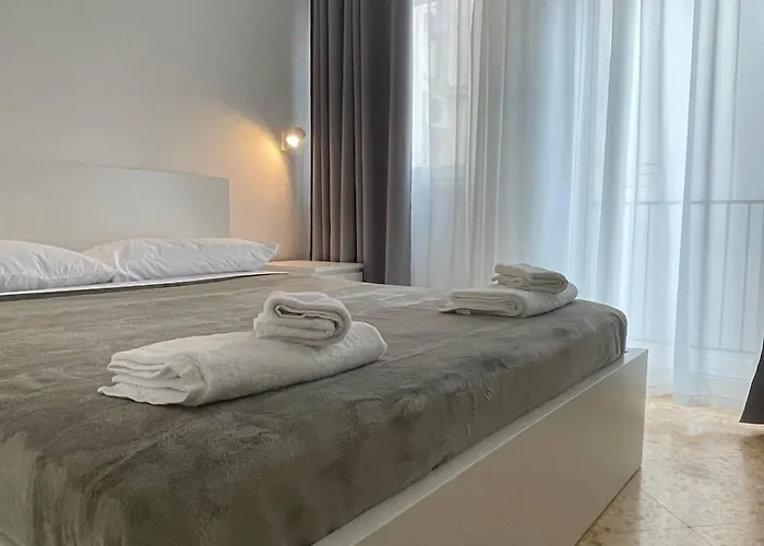 Quintino Sella 3* Bari